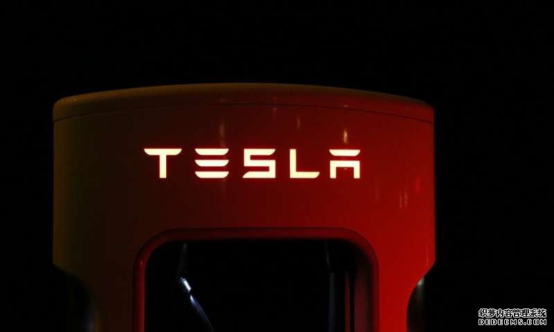 蓝冠时时彩 特斯拉(Tesla)即将于本月推出的电动“赛博卡车”(Cybertruck)