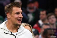 <b>蓝冠官网: 《疯狂21》评分:罗伯·格隆考斯基在推特上关注令人瞠</b>