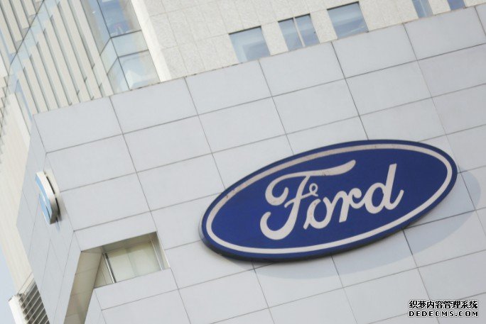 蓝冠注册苹果造车高管 Doug Field 转投福特