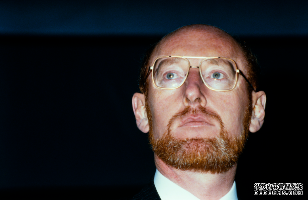 蓝冠官网家用电脑先驱 Clive Sinclair 爵士逝世，享年 81 岁