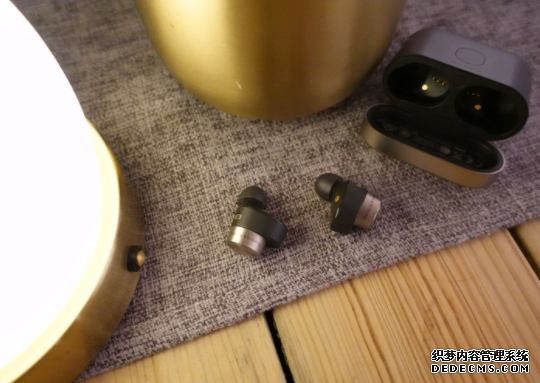 Bowers & Wilkins PI7 评测:蓝冠注册音质、功能,年度最强