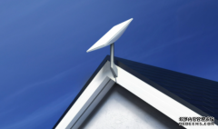 <b>Starlink 的新天線更小、蓝冠代理更輕、也更「方」了。</b>