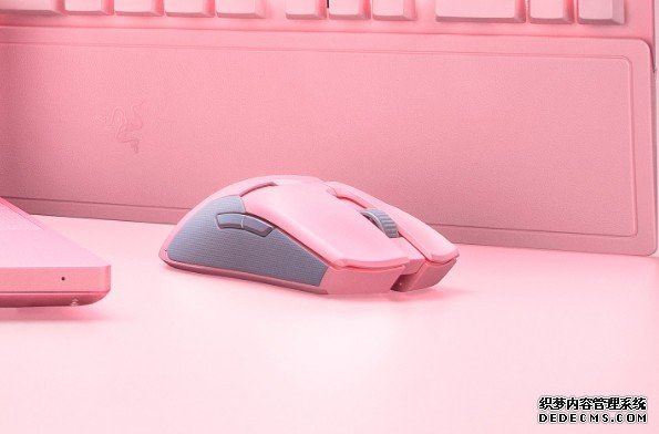 一双一对！Razer 情人节特卖，用情侣装备闪杀四方