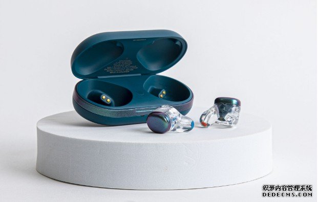 Ultimate Ears 最新的 蓝冠注册UE Drops 真無線耳機也能提供 IEM 訂製體驗