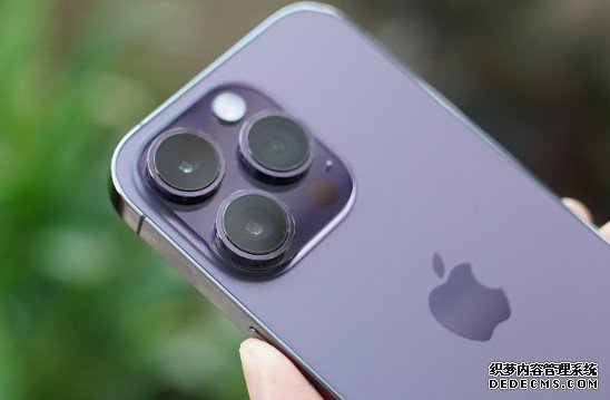 蓝冠测速iPhone 14 Pro 主相机在第三方 app 上会有强烈震动问题，Apple 计划下週更新修复
