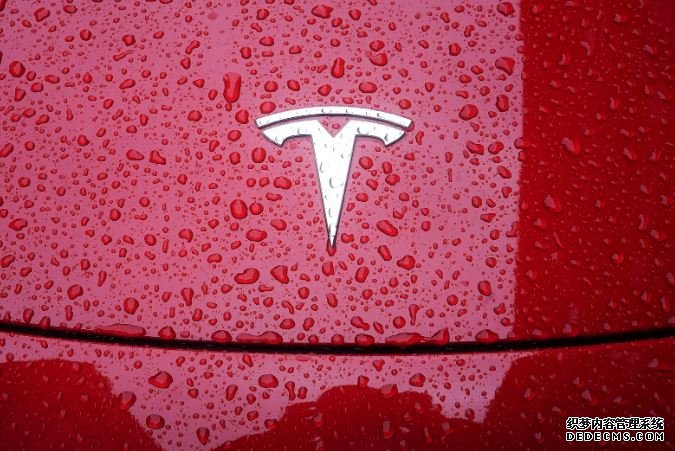 蓝冠官网 Tesla 第三季度营收不及预期但利润上涨