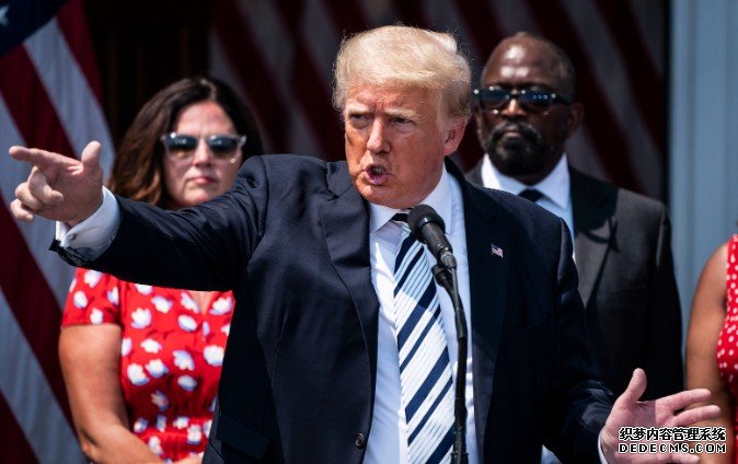 Elon Musk 解封了蓝冠注册川普的 Twitter 帐户