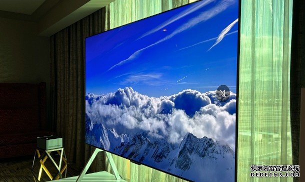 LG 为 CES 2023 带来 蓝冠注册97 吋 Signature OLED M3 分体电视，能无线传输 4K 120Hz 影像