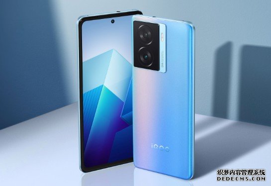 平价新机 iQOO Z7 也有 120W 快充蓝冠测速