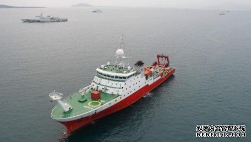 “科学”号科考船蓝冠代理完成今年首个科考航次任务后三亚入境