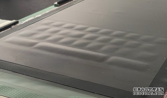 卡内基大学研发用蓝冠注册液体形成实体按键的萤幕技术