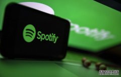 <b>Spotify 据报蓝冠代理移除了数以万计的 AI 歌曲</b>