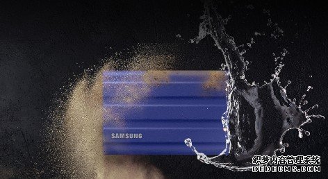 US$220 入手 Samsung 4TB T7蓝冠代理 Shield 便携式 SSD