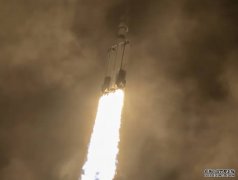 <b>Falcon Heavy 火箭搭載史上最重的商用通訊衛星升空沐鸣注册登录</b>