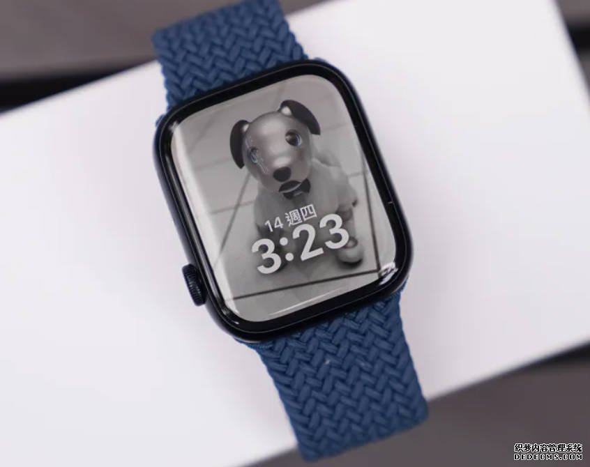明年的 Apple Watch X 或將有大更新，2号站代理更輕薄錶身、全新磁吸錶帶扣