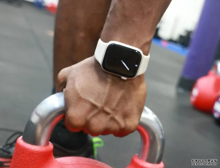 Apple 徵才研究拉力感應器，蓝狮平台Watch 或將能追蹤力量訓練和血壓水平