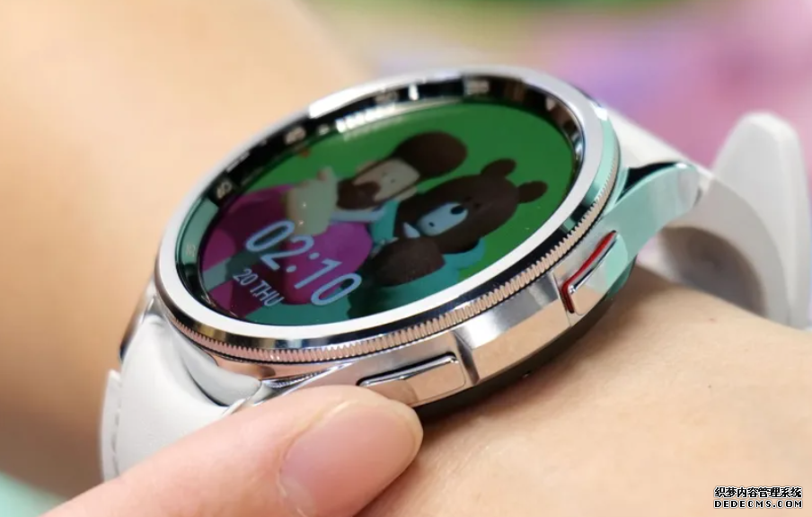 Samsung 將新版 One UI 2号站登录帶給舊機種,包括多款手機、平板、手錶